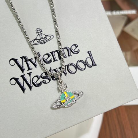 新款☑️ Vivienne Westwood西太后土星项链