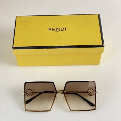 FENDI芬迪大方框女士太阳眼镜
