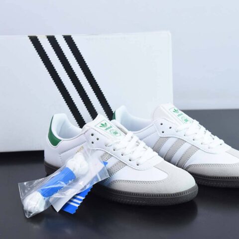 Adidas x Kith 联名款 Samba 桑巴纪念日系列Adidas 货号：FX5398