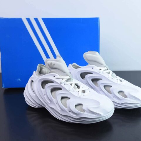 Adidas AdiFOM Q阿迪全新系列秋冬季洞洞鞋 货号: HP6584
