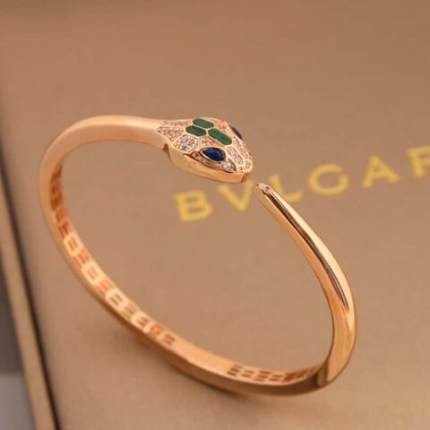 宝格丽BVLGARI最新系列Serpenti 孔雀石 红宝石蛇形 蛇手镯