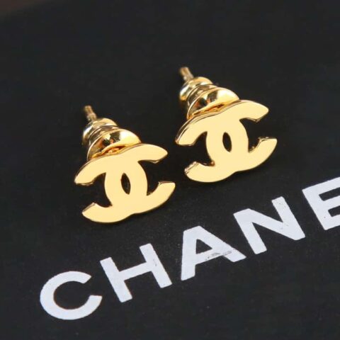 新款☑️CHANEL香奈儿c1迷你双c光面耳钉耳环
