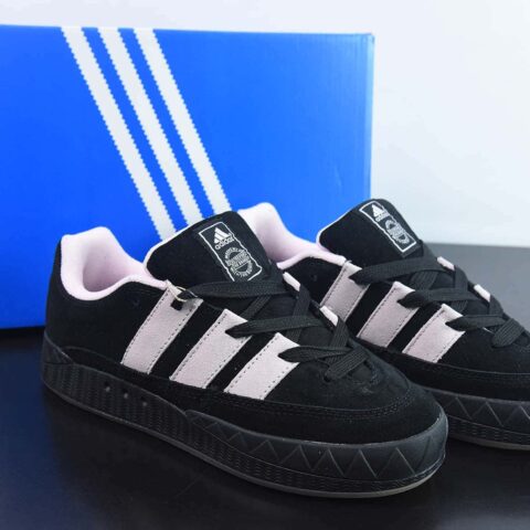 Adimatic Low"Core Black/Light Pink"马蒂奇系列低帮复古鲨鱼“翻毛黑淡粉货号：GY2092