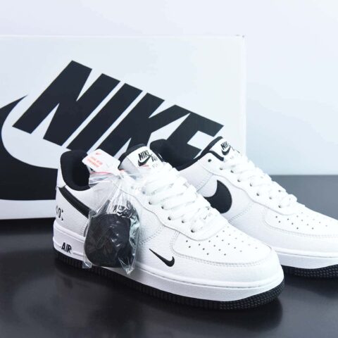 Nike Air Force 1 Low 07 40周年限定低帮运动鞋 货号：MN5263-127