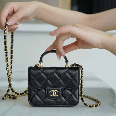 CHANEL 高级手工坊 新款手柄零钱包 AP2200 B25810 94305