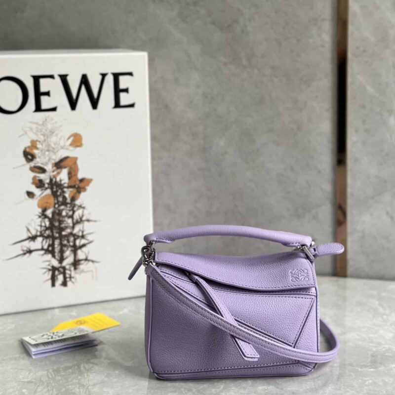 LOEWE罗意威 Mini Puzzle bag几何包 0338薰衣紫18CM