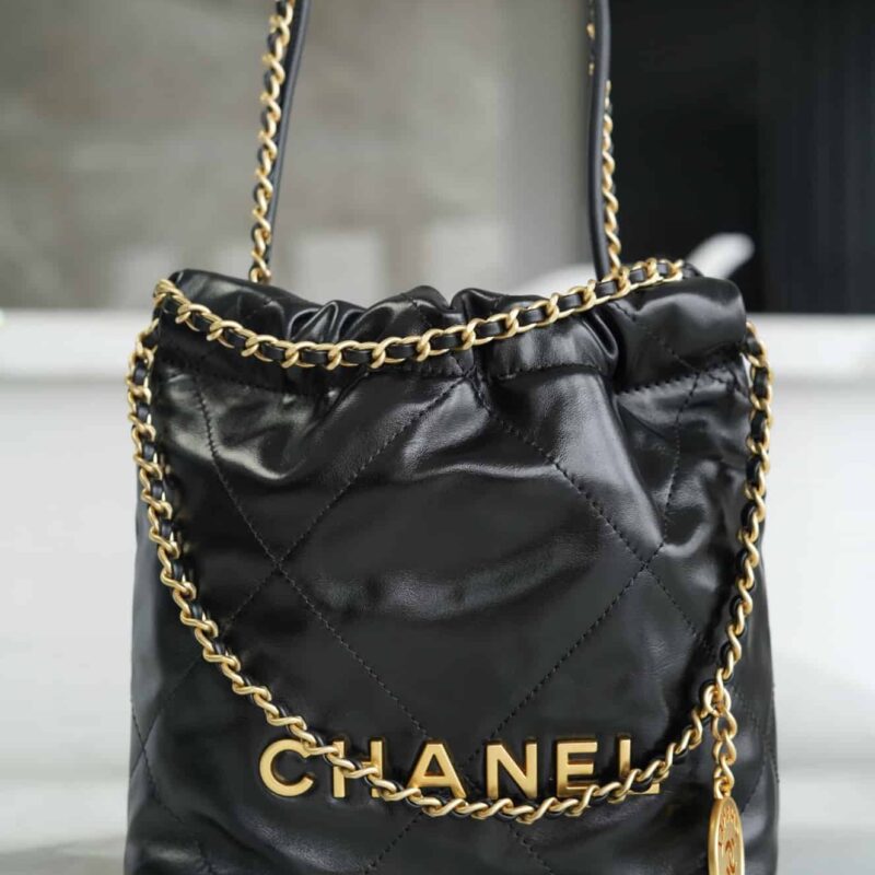 CHANEL 23s春夏新款22Mini bag AS3980黑色/金扣