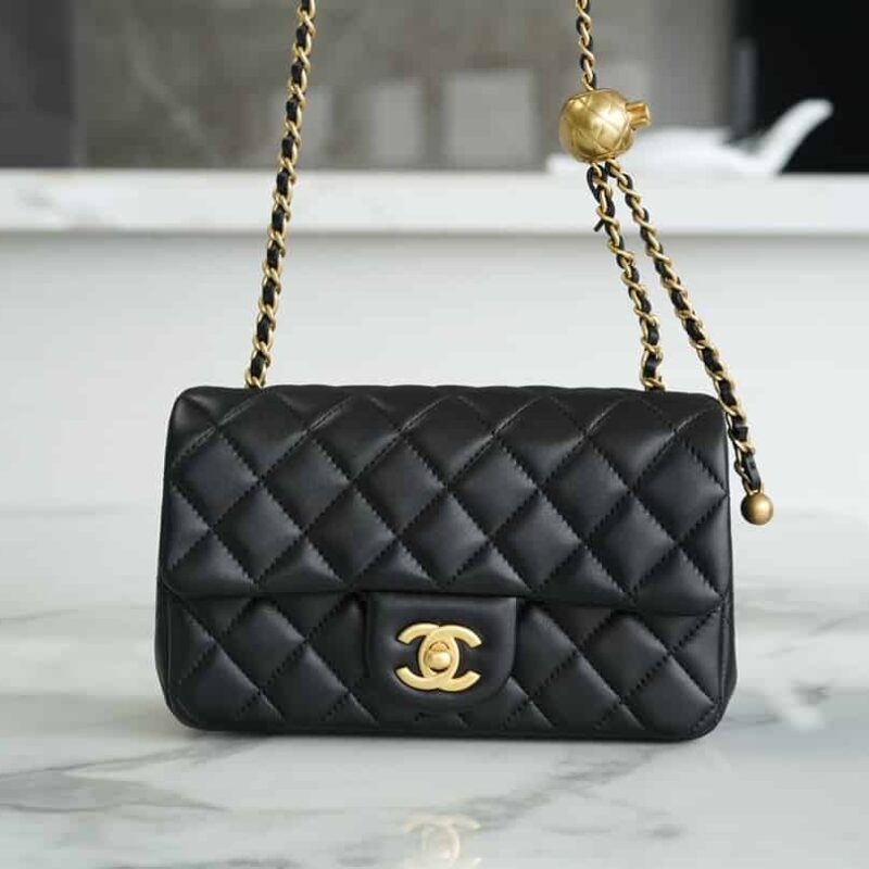 CHANEL CF20CM 正品皮黑色Mini金属球口盖包 AS1787