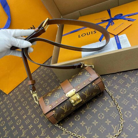 Louis Vuitton M57835 Papillon Trunk