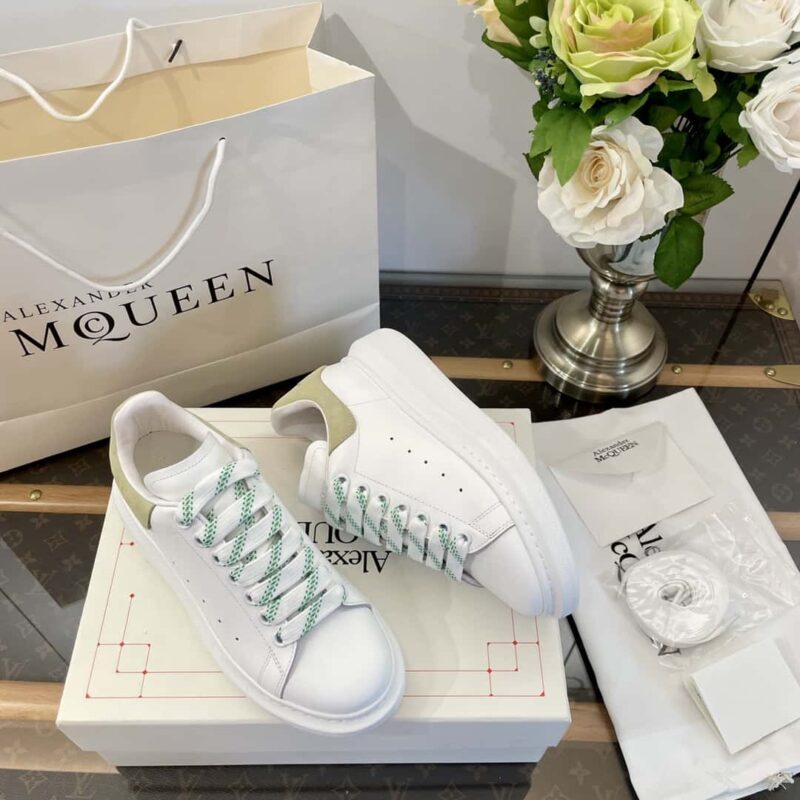 Alexander McQueen 亚历山大麦昆 采用小牛皮制成男女同款运动鞋