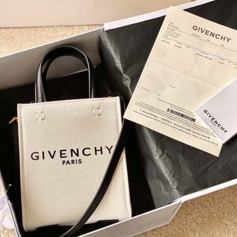 GIVENCHY纪梵希防水帆布最新款tote手袋299019