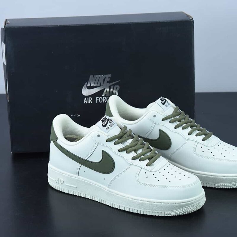 Nk AF 1 Low '07 “米白绿”配色低帮空军一号休闲板鞋 货号：CQ5059-110