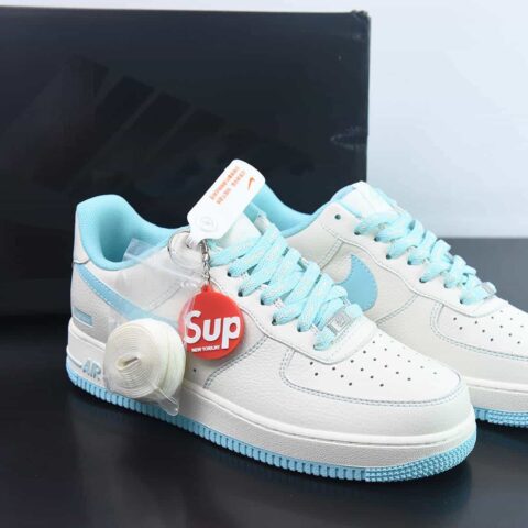 Nike Air Force 1 07 Low “米天蓝”supreme联名空军一号低帮休闲板鞋 3M反光货号：SU0220-002