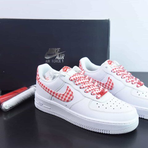 NK Air Force 1'07 Low 格子布 空军一号低帮休闲板鞋 货号：DZ2784-101