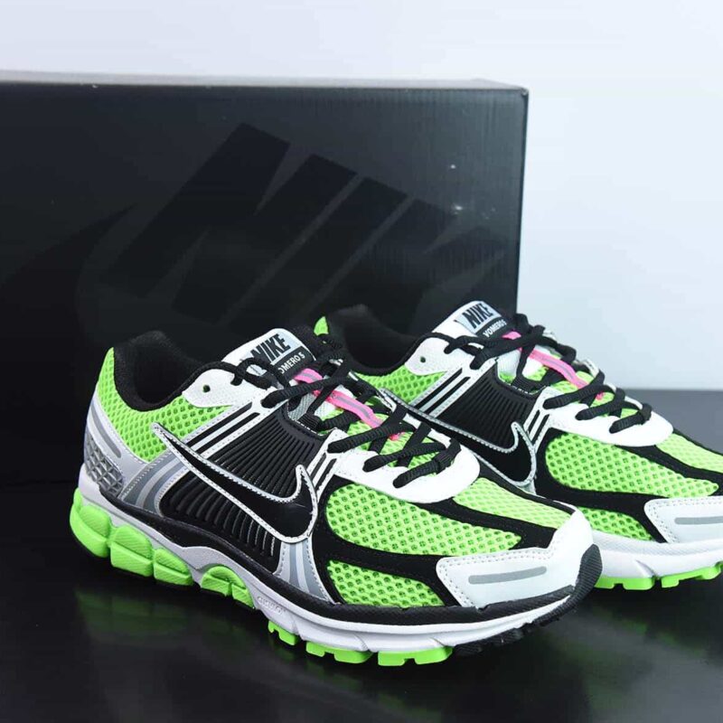 Nike Zoom Vomero 5 SE SP"Electric Green Black"佛莫罗5代系列经典复古休闲运动慢跑鞋“荧光绿白黑”CI1694-300