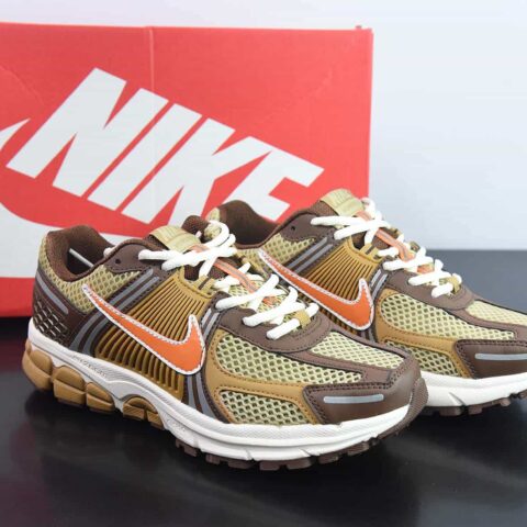 NK Zoom Vomero 5 经典复古潮流运动鞋 货号：FB9149 700