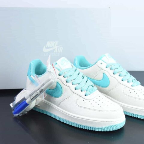 Air Force 1 '07 Low 空军一号 蒂芙尼 白蓝色运动鞋 货号：TP0096 255