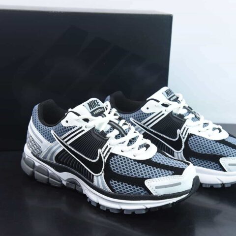NK Zoom Vomero 5 经典复古潮流运动鞋 佛莫罗5代 货号：CI1694 001