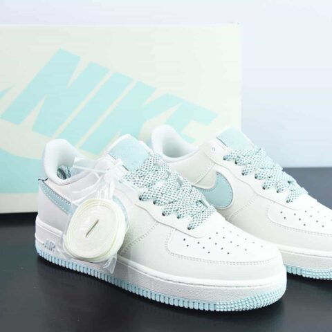Nike Air Force 1 Low '07 米冰蓝 满天星低帮空军一号休闲板鞋货号：GL6835-011