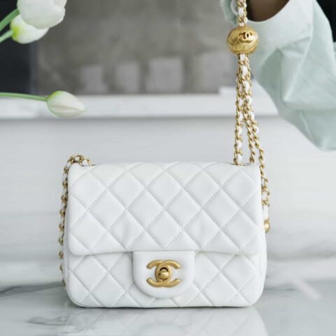 CHANEL 23C 金属球方胖子 AS1786白色