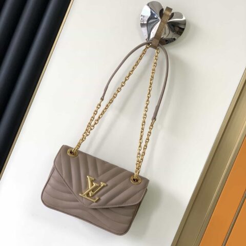 LV M20838 NEW WAVE 小号链条包