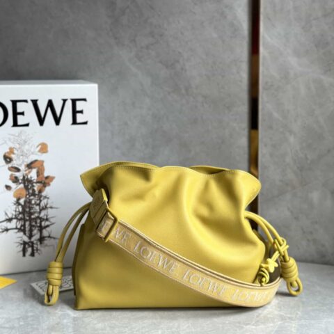 LOEWE 新版单色釉福袋 0538黄色