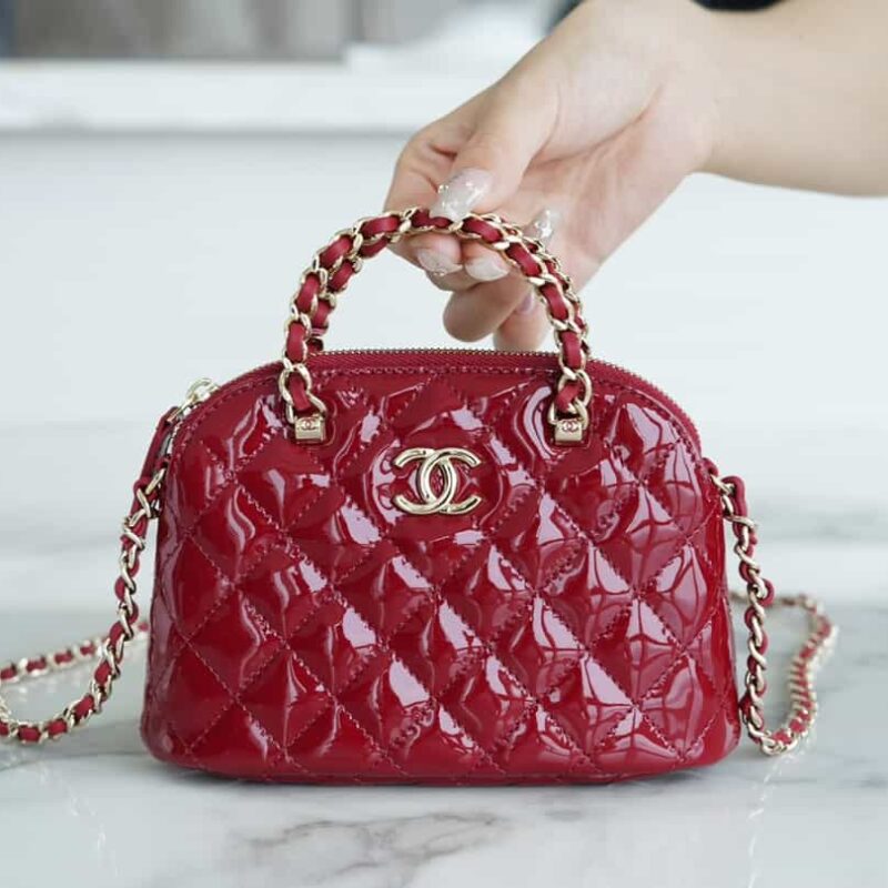 CHANEL 23S 小号漆皮贝壳包 AP3354红色