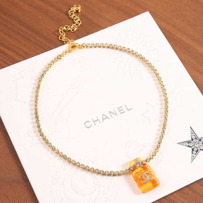 新款☑️CHANEL香奈儿双c橙色黄色香水瓶项链