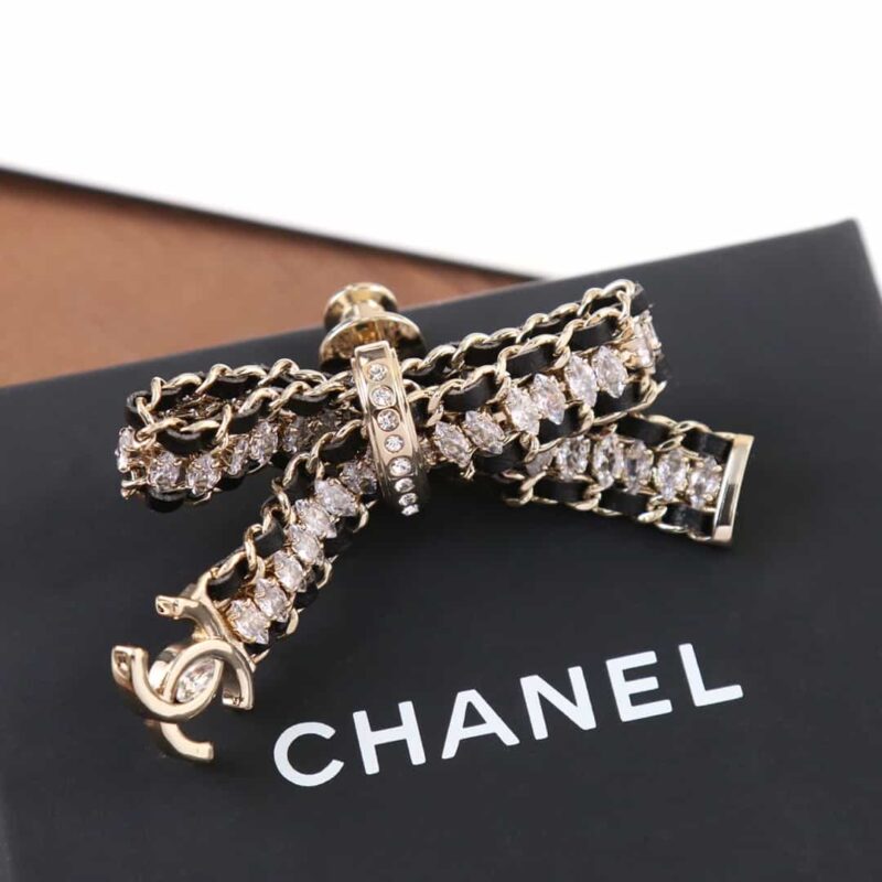 新款☑️CHANEL香奈儿双c黑皮绳蝴蝶结胸针