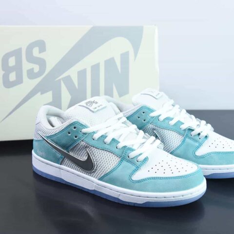 April Skateboards x Nike SB Dunk Low 冰封玫瑰运动鞋 冰蓝货号：FD2562-400