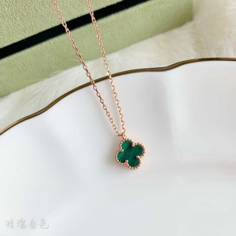 Van Cleef &Arpels 梵克雅宝迷你四叶草项链