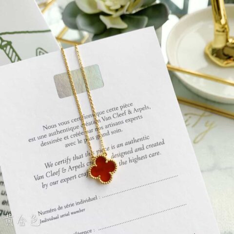 Van Cleef &Arpels 梵克雅宝四叶草项链