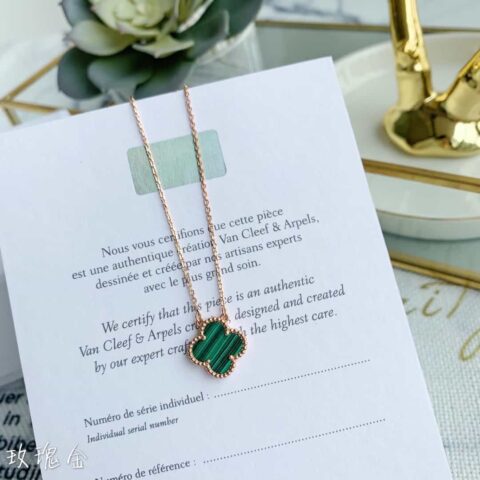 Van Cleef &Arpels 梵克雅宝四叶草项链