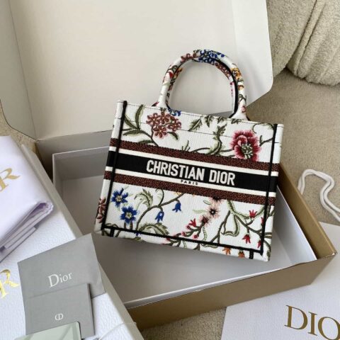 DIOR 小号 BOOK TOTE M1265繁花白色