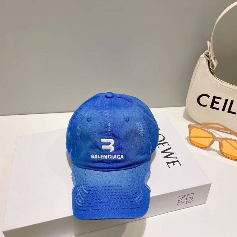 Balenciaga巴黎世家刺绣字母标志棒球帽