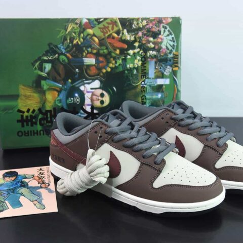 NK SB Dunk Low "Steamboy OST" 大友克洋联名低帮运动鞋 货号：DD0302-956