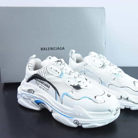 Balenciaga Triple S 巴黎世家 联名款 涂鸦 印花 一代 1.0运动鞋