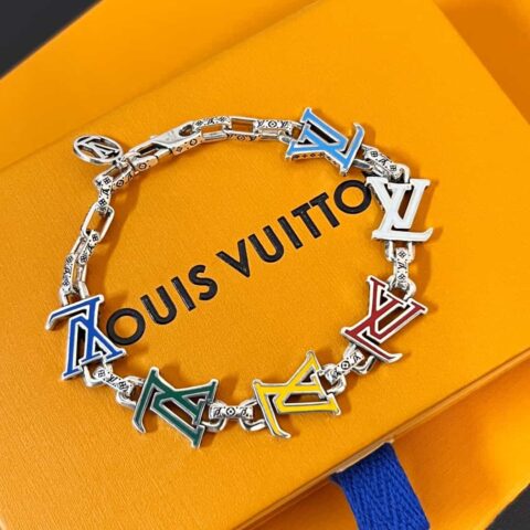 Louis Vuitton 路易威登绿色中古系列彩色珐琅字母手链