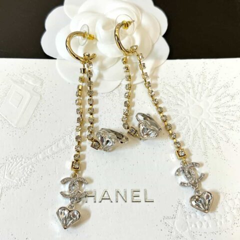 新款☑️CHANEL香奈儿c2双c流苏桃心耳夹耳钉耳环
