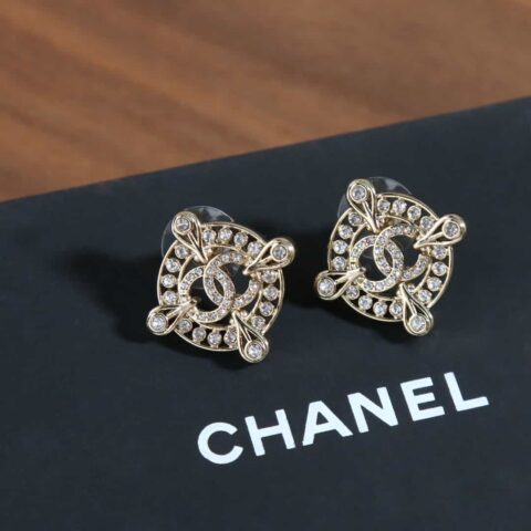 新款☑️CHANEL香奈儿c1双c圆形满钻耳钉耳环