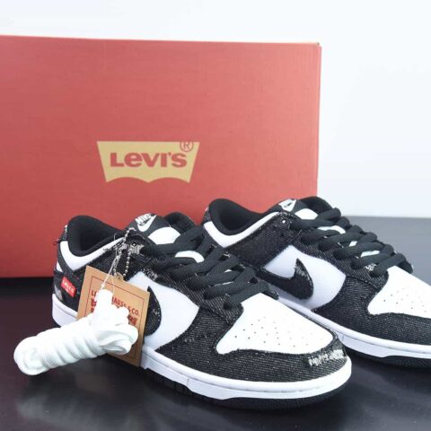 Nike By You SB Dunk Low Retro SP扣篮系列低帮休闲运动滑板板鞋“拼接白黑提花牛仔布”货号：LE0021-006