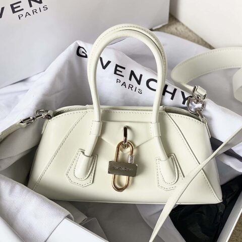 Givenchy纪梵希最新款迷你Antigona stretch手袋19113