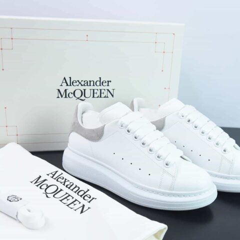 Alexander McQueen 亚历山大麦昆 浅灰低帮运动鞋