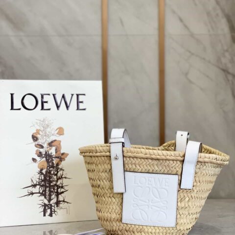 LOEWE 草编包 菜篮子 0322小号白色