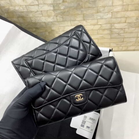 CHANEL 平纹羊皮 二折钱夹 AP0241黑色 金扣