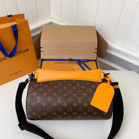 LV M46691 Soft Polochon MM