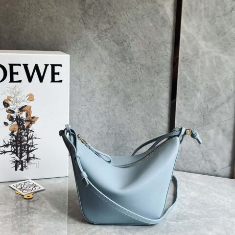 LOEWE 新版型hammock吊床腋下包 0687雾霾蓝