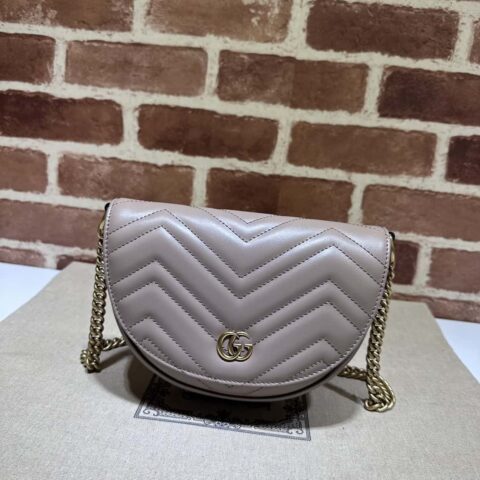 GUCCI古驰GG Marmont系列绗缝链条迷你手袋746431