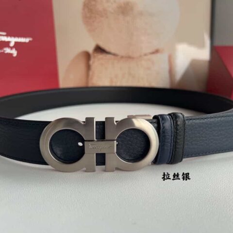 Ferragamo菲拉格慕   8字金属夹扣头层牛皮纹理腰带3.5cm