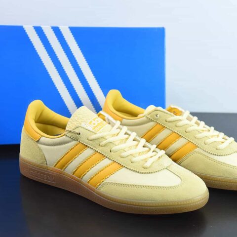 Adidas Handball Spezial 阿迪达斯经典款 复古休闲板鞋 货号：GY7407